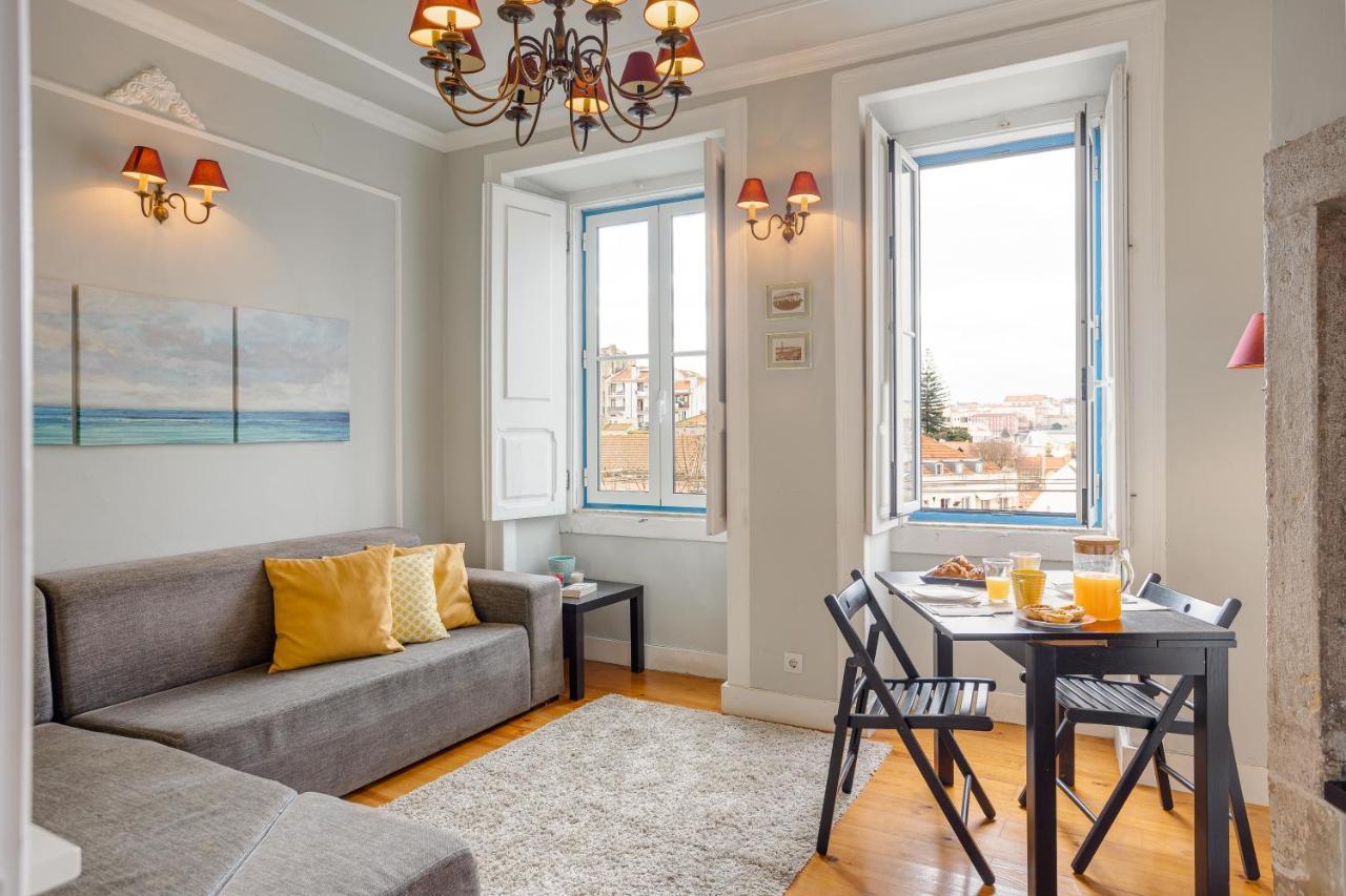 Bright Tailor Made Apartment By The Castle Lisbon Bagian luar foto