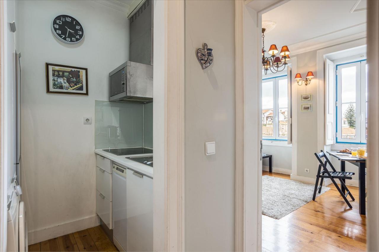 Bright Tailor Made Apartment By The Castle Lisbon Bagian luar foto